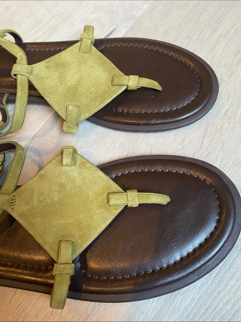 NWT! Zara Suede T-Strap Sandals in Olive Cushioned Footbed - Size 6.5 (37) - Picture 2 of 7